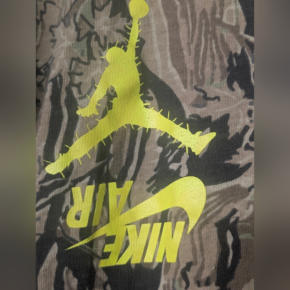 Jordan Nike Air Travis Scott Cactus Jack Real Tree Camo T-Shirt - Mens Medium